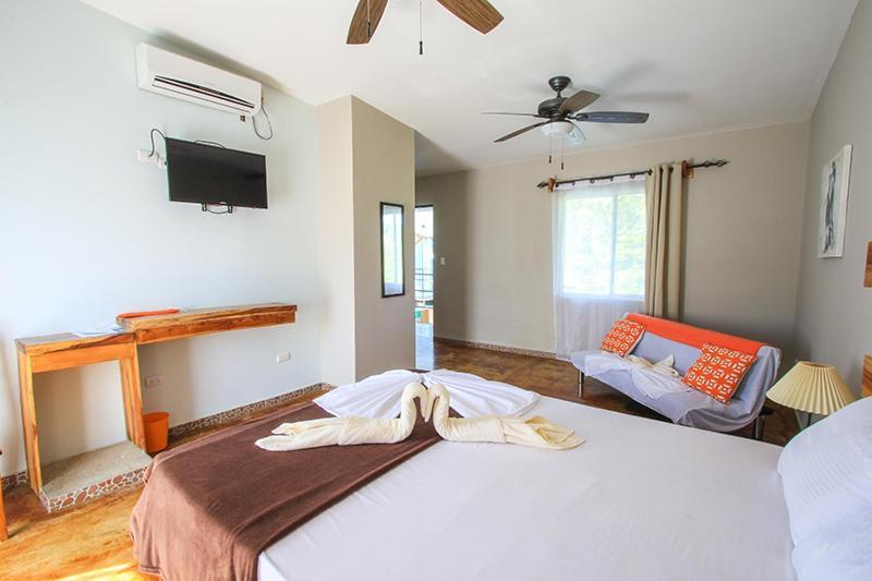 Cabuya  Funny Wave Guest House المظهر الخارجي الصورة