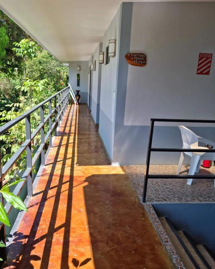 Cabuya  Funny Wave Guest House المظهر الخارجي الصورة